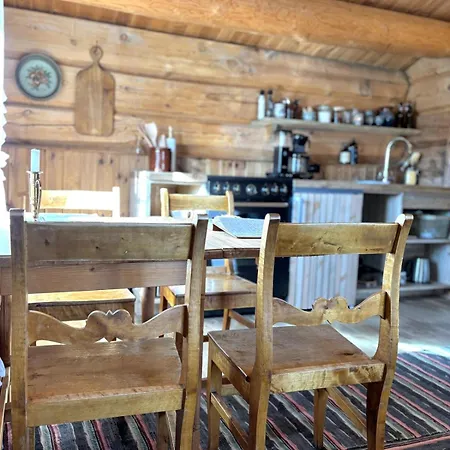 Stallen - Koselig Lite Hus Pa Gardstun Skjak Exterior photo