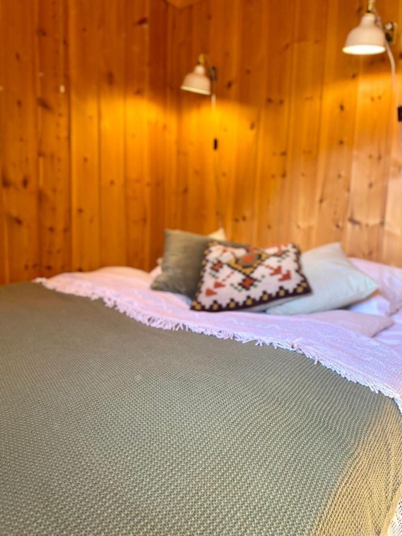 Holiday home Stallen - Koselig Lite Hus Pa Gardstun Skjak