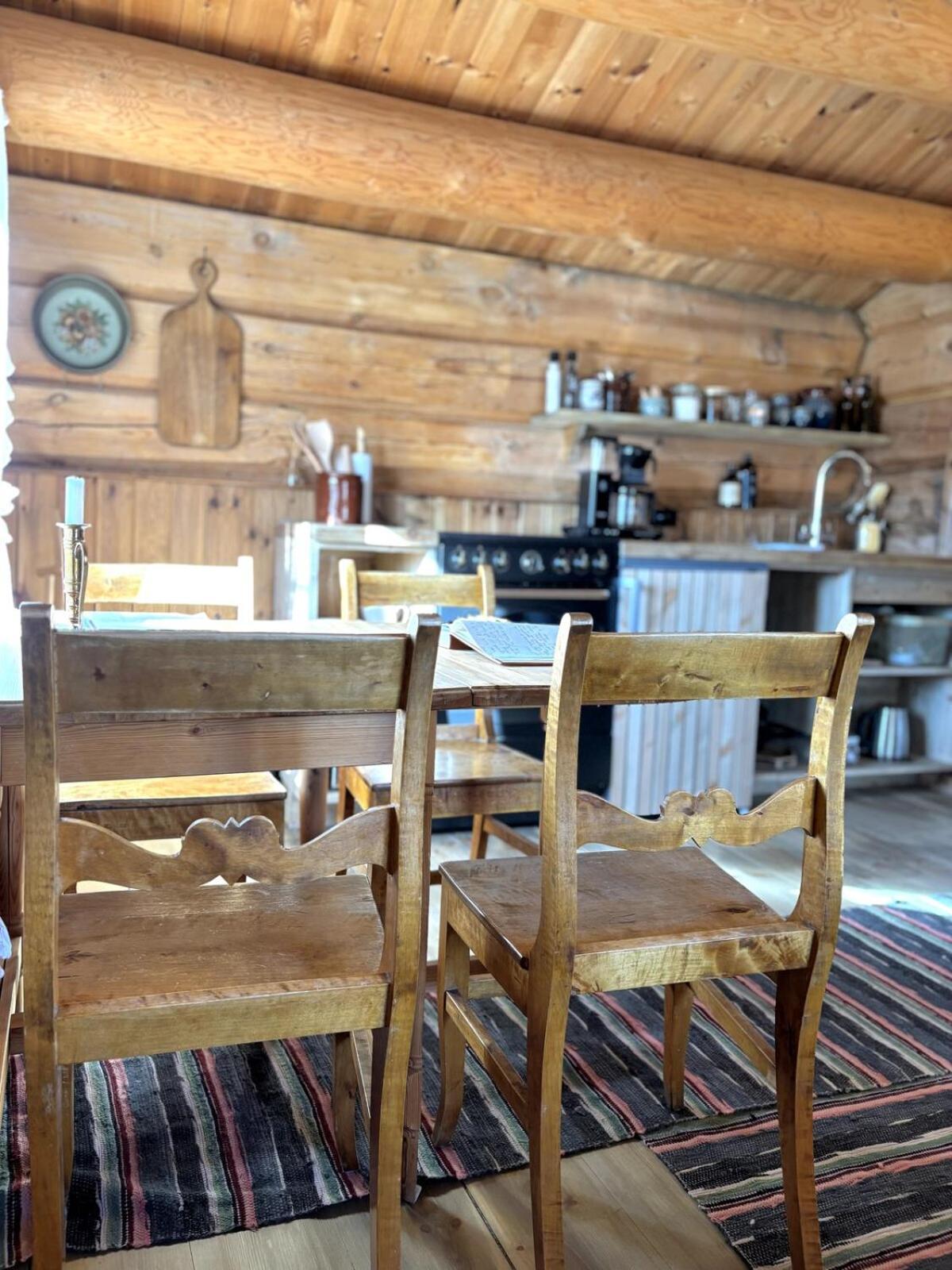 Holiday home Stallen - Koselig Lite Hus Pa Gardstun *